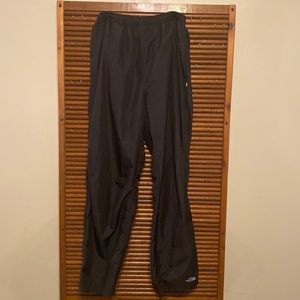 The north face mens  windbreaker pants size M